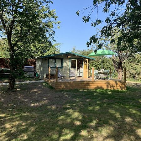 Truly Kentish Holiday Lets Teynham Exteriör bild