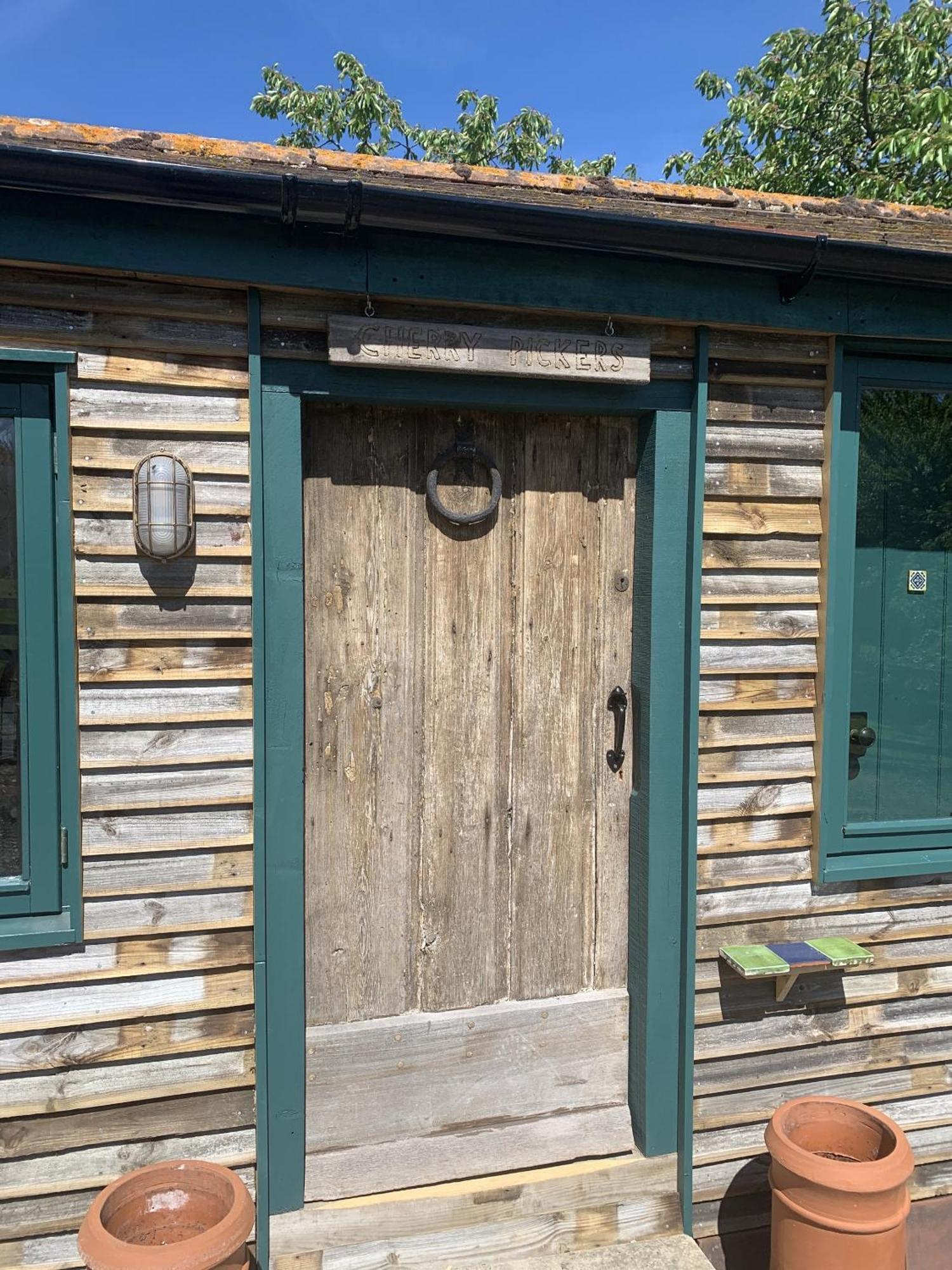 Truly Kentish Holiday Lets Teynham Exteriör bild
